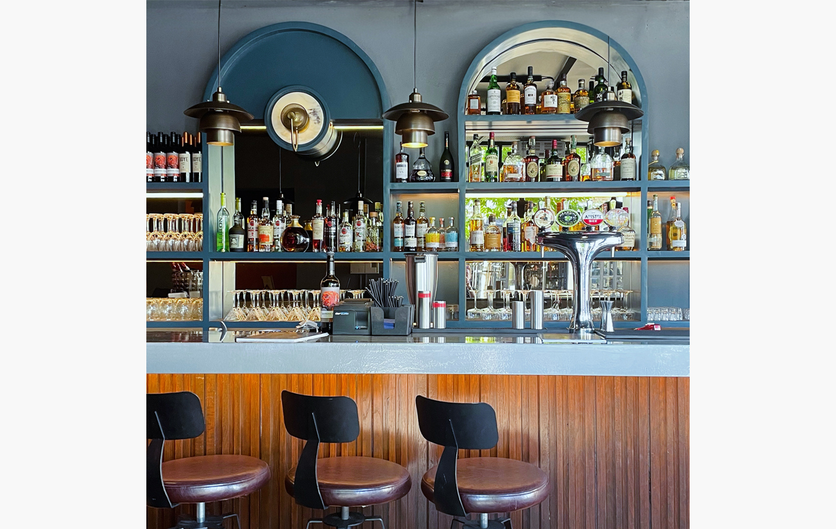 London Bar