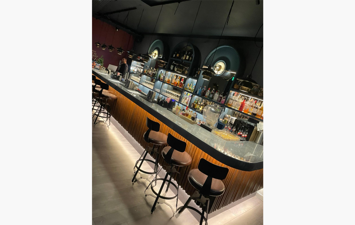 London Bar